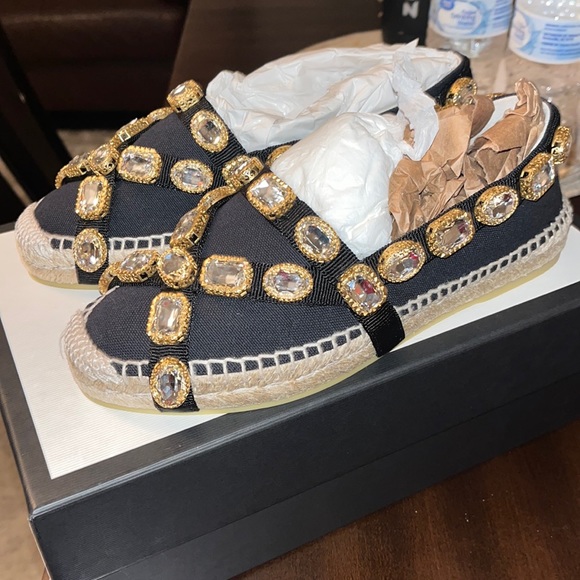 Gucci Crystal Canvas Espadrille. Size 37.5/6.5 - Picture 5 of 6